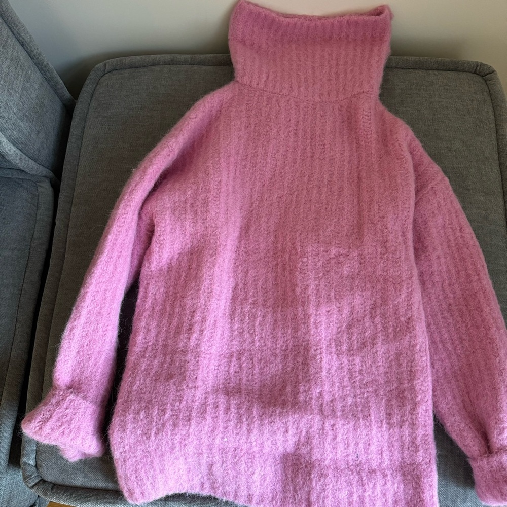Boutique paper moon pink turtle neck knit sweater one size